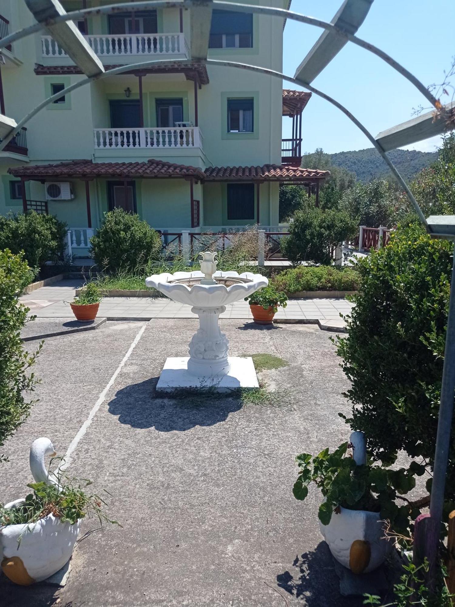 Alexandros Rooms & Studios Skopelos Zewnętrze zdjęcie
