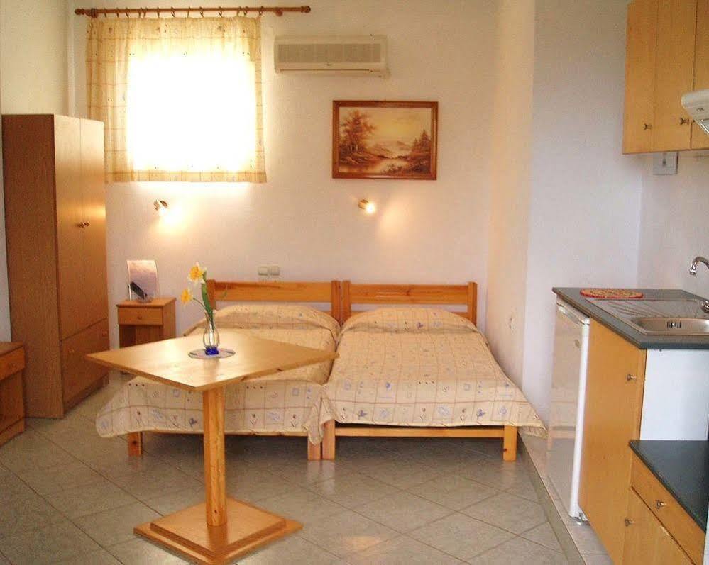 Alexandros Rooms & Studios Skopelos Zewnętrze zdjęcie